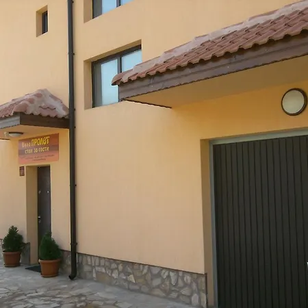 Holiday home Prolet General-Kantardzhievo